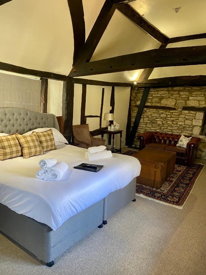 The Golden Pheasant Hotel Burford Luaran gambar