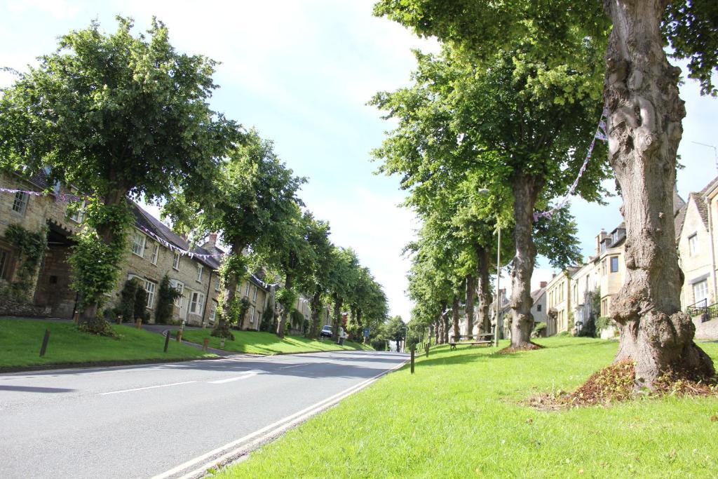 The Golden Pheasant Hotel Burford Luaran gambar